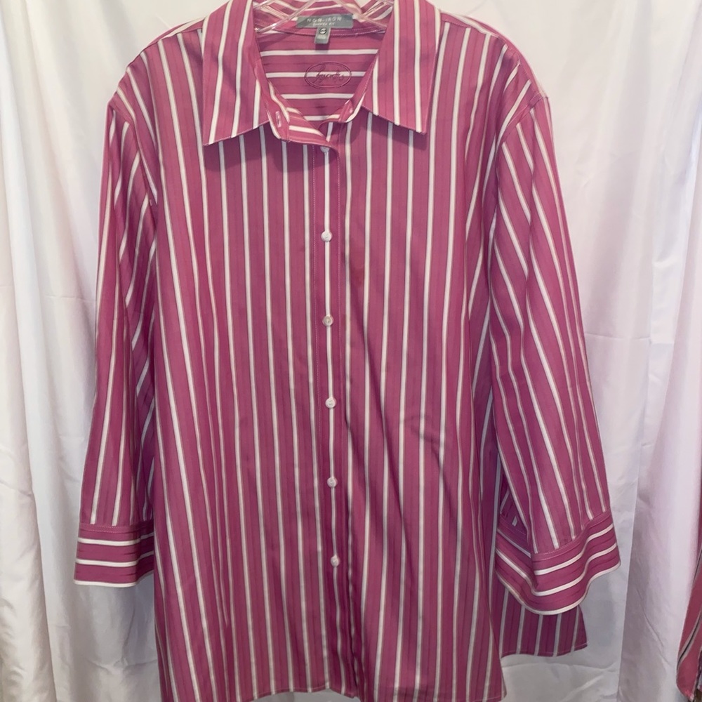 Foxcroft blouse